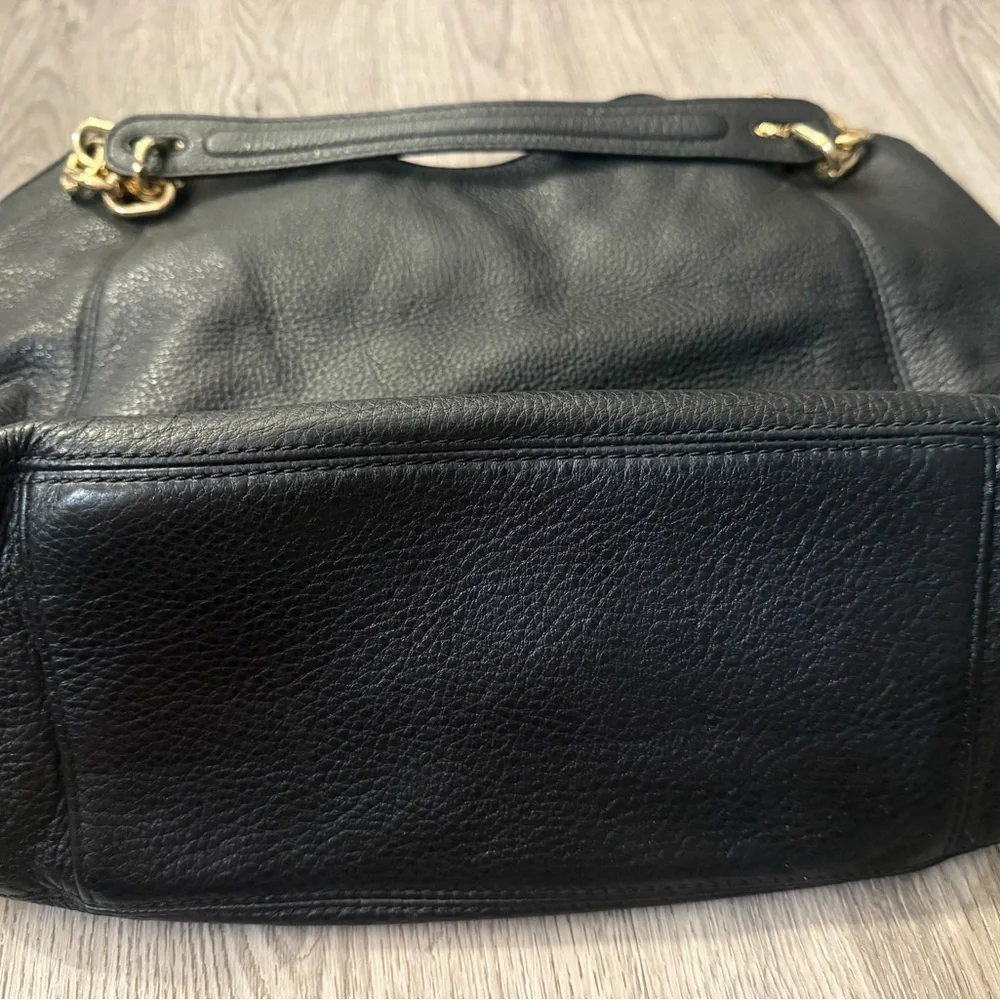 Michael Kors Black Shoulder Bag - Picture 8 of 9